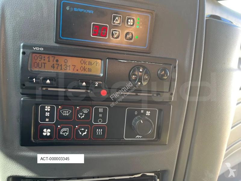 Bus Isuzu Novo