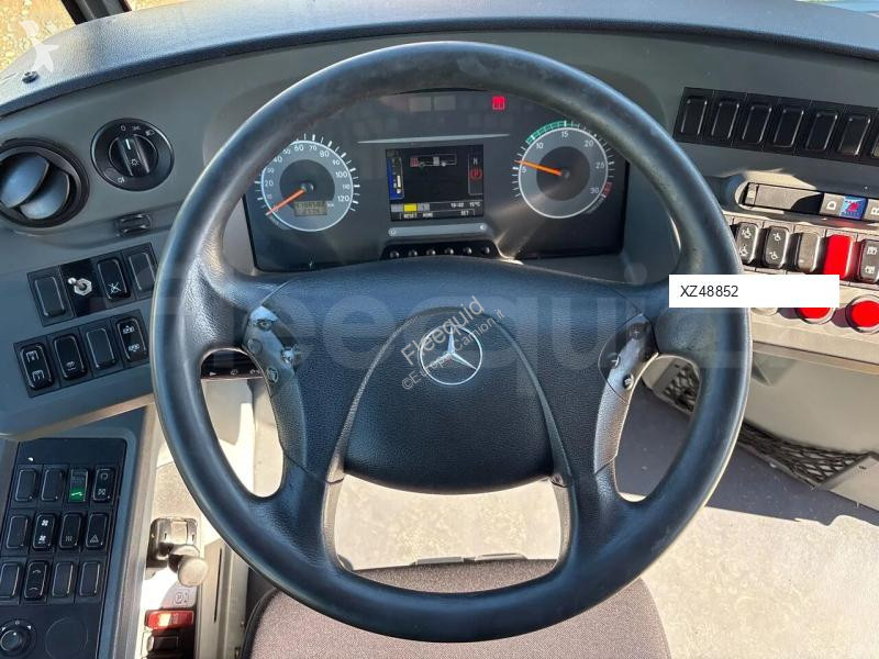باص Mercedes