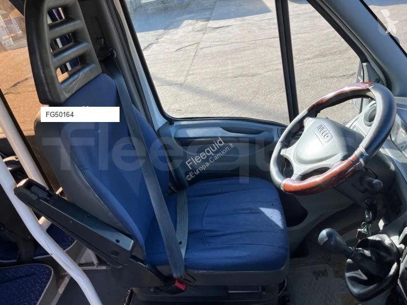 باص Iveco