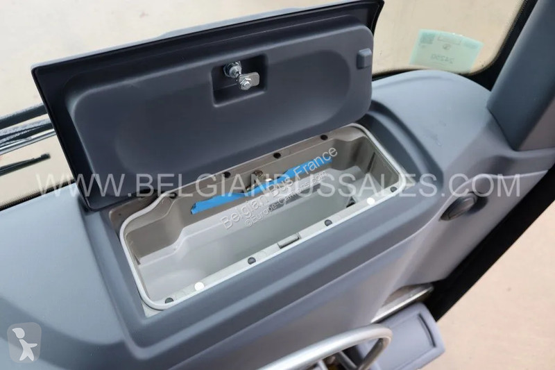 باص Iveco 13m / Rear door / 3-Point seat belts...