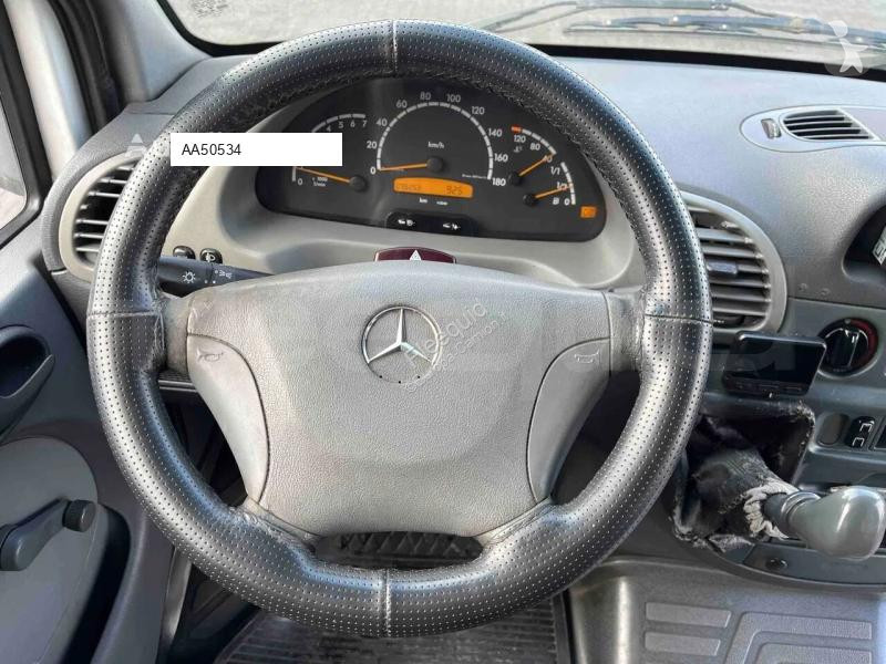 Véhicule utilitaire Mercedes
