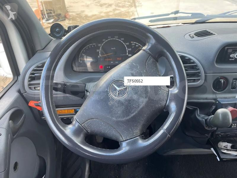 Furgoneta Mercedes
