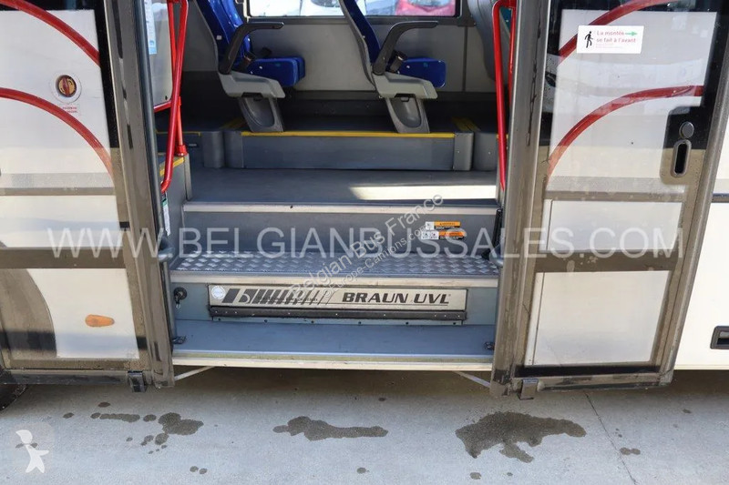 باص Otokar Vectio 250U / 9.2m / Manual / Lift /...
