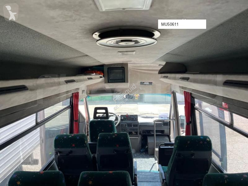 باص Iveco