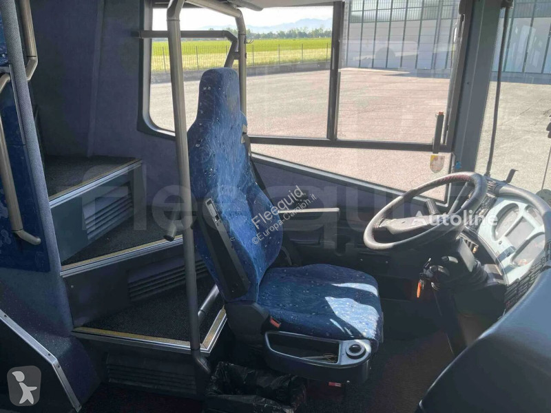 باص Neoplan Cityliner