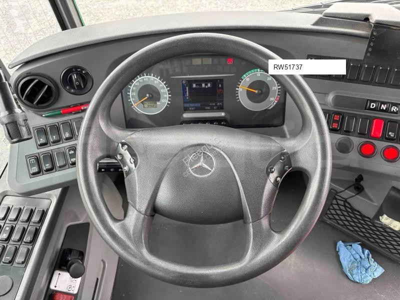 باص Mercedes