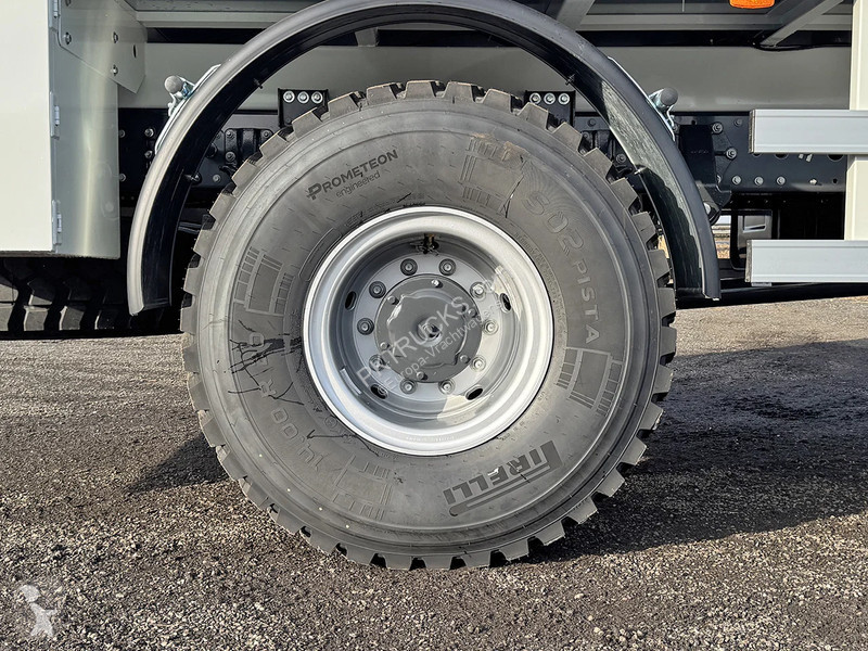 باص Iveco EuroCargo 150 E25WS Midi Bus (2 units)
