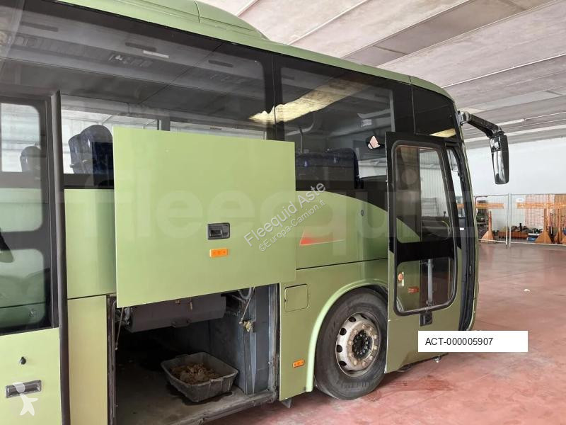 Autobussen Temsa Safari