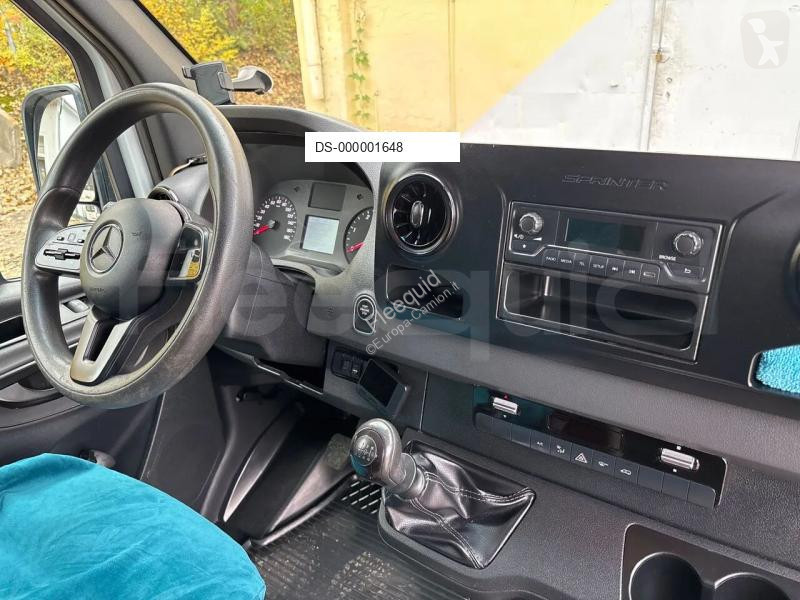 Autóbusz Mercedes