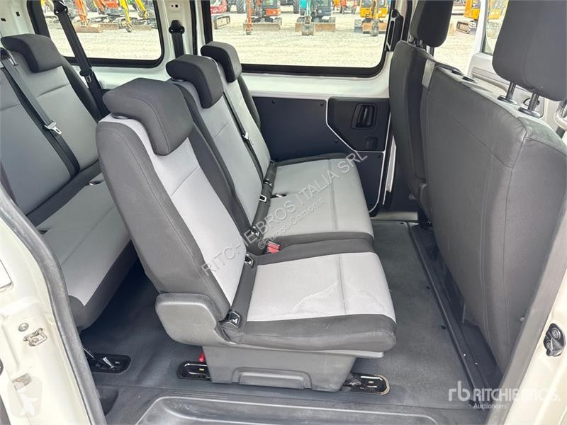 Veículo utilitário Peugeot 1.6 BlueHDI Premium...