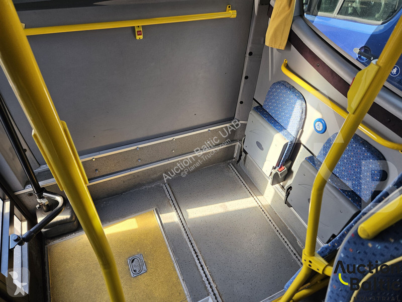 Autobuz Mercedes