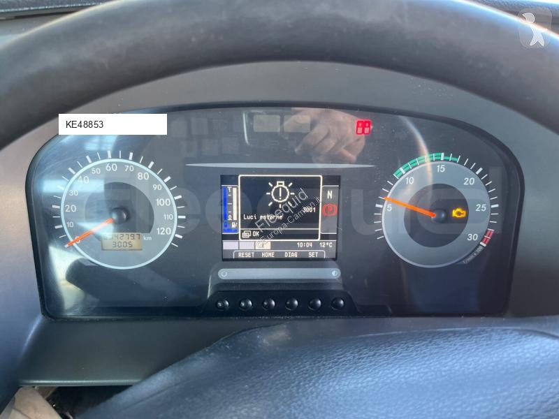 باص Mercedes
