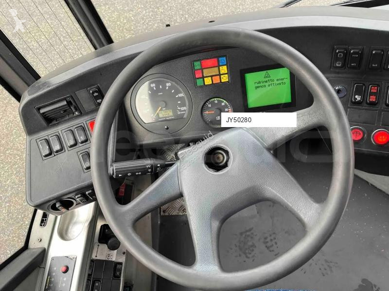 باص Mercedes G