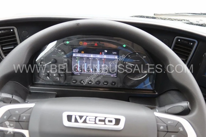 باص Iveco 12m Line Pro HV / Hanover Display /...