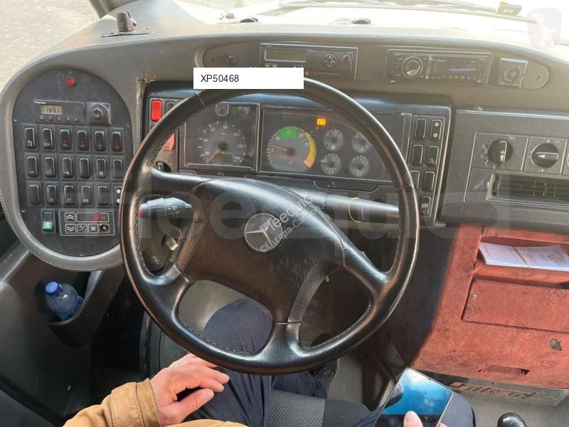 Autobús Mercedes 818