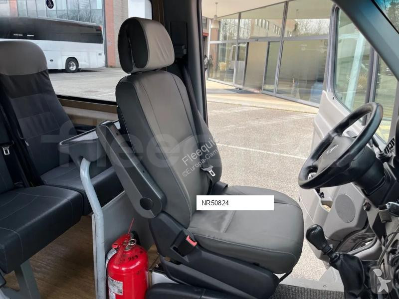 باص Mercedes