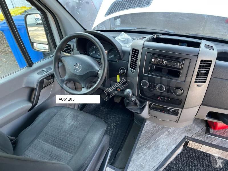 باص Mercedes