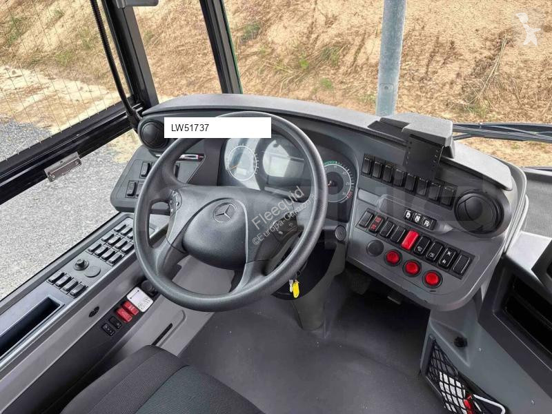Autobussen Mercedes