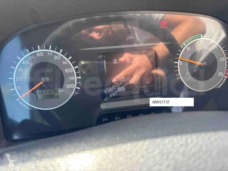 باص Mercedes