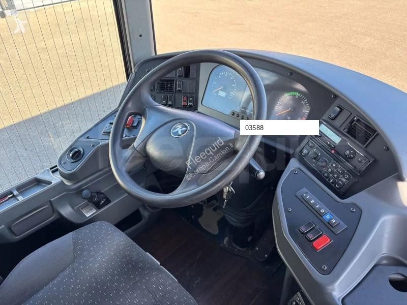 Autobus Setra S415