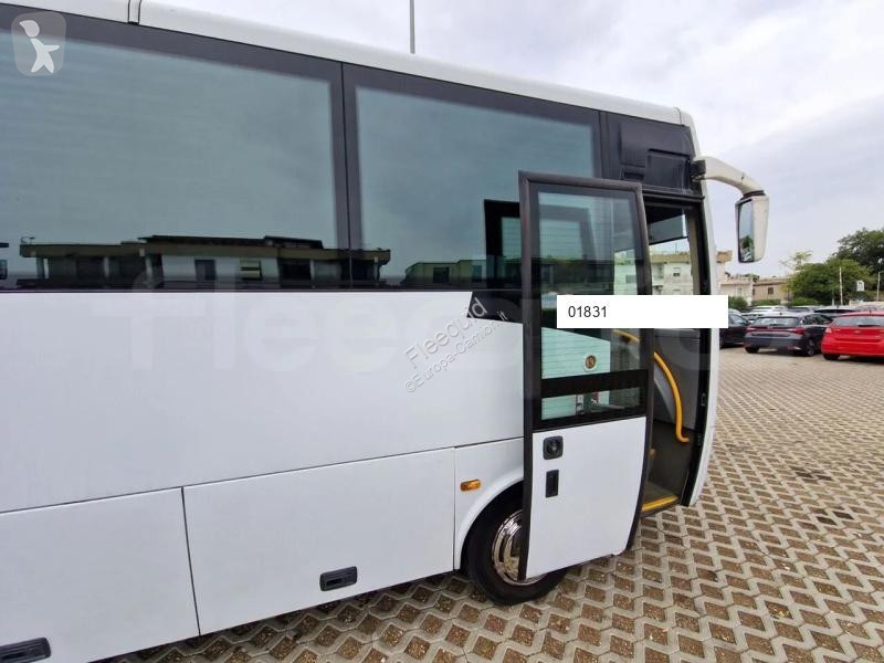 Isuzu Novo bus