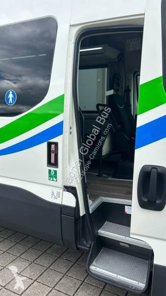 Autobuz Iveco