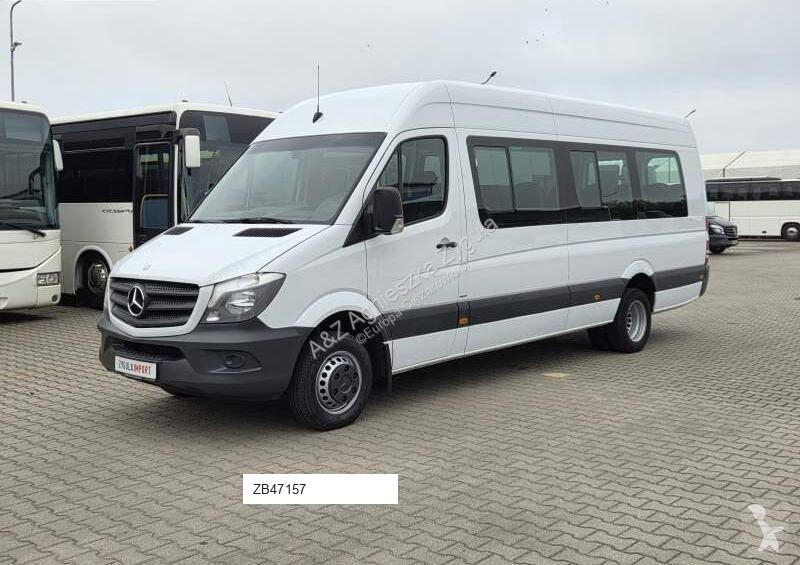 Autobuz Mercedes