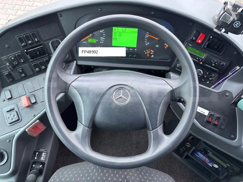 باص Mercedes