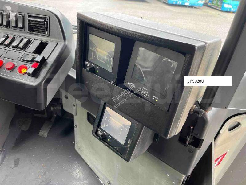 باص Mercedes G