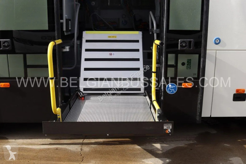 باص Iveco 10.8m Pop / Double middle door / Lift...