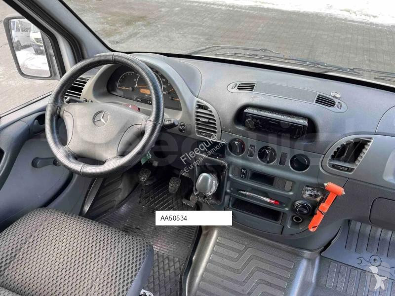 Véhicule utilitaire Mercedes