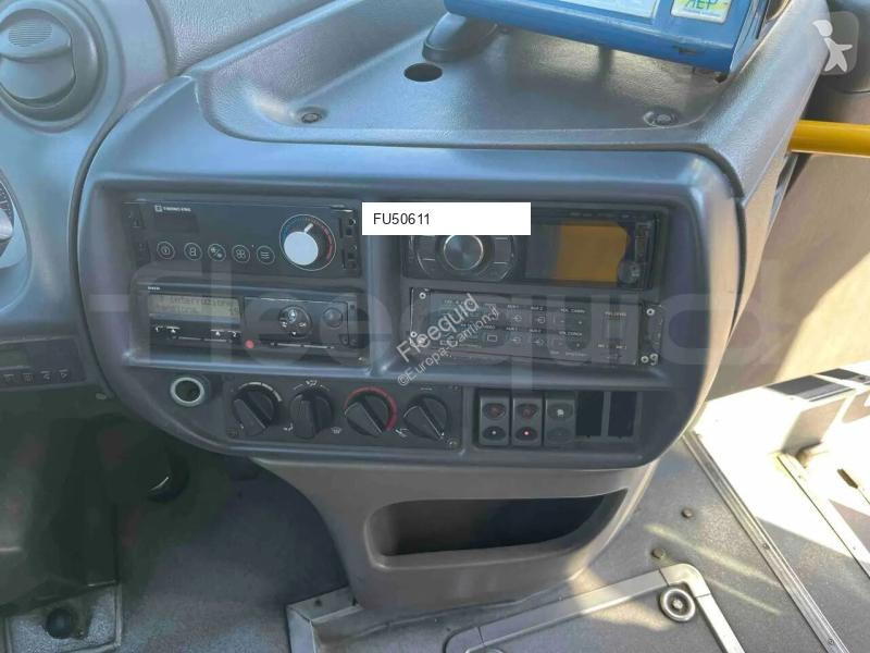 باص Irisbus