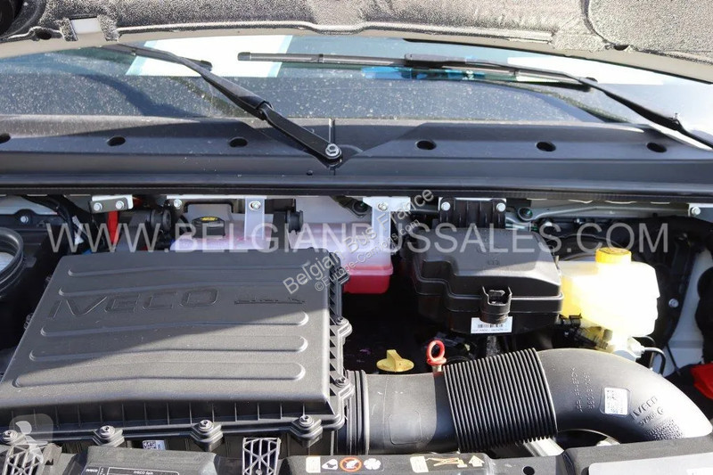 باص Iveco Line / NEW / Airco / Preparation Lift...