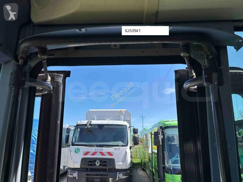 باص Iveco