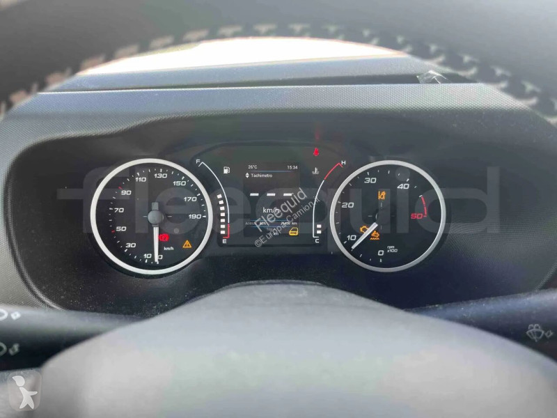 باص Iveco