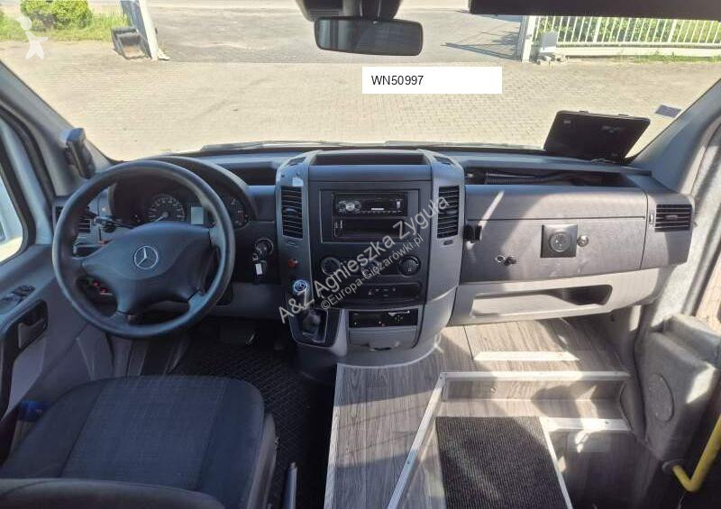 Autóbusz Mercedes SPRINTER