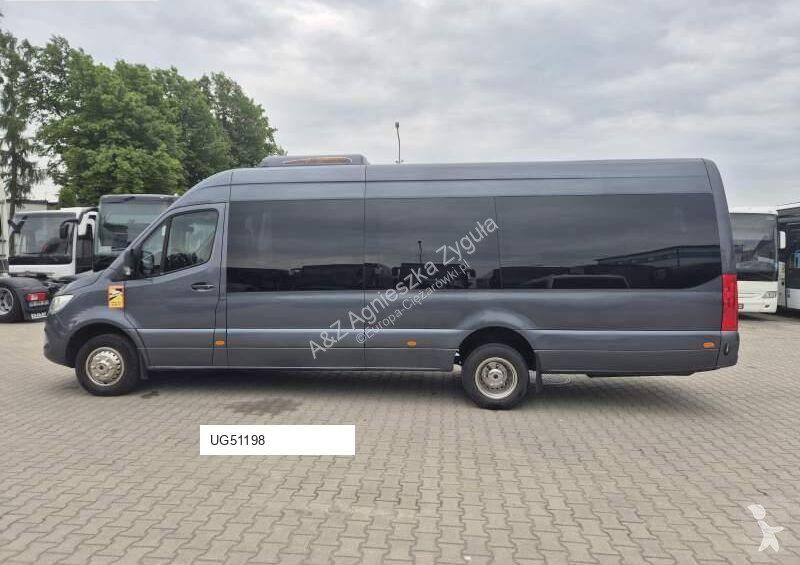 باص Mercedes SPRINTER 519