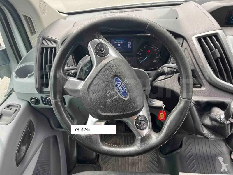 باص Ford