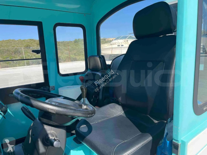 Autobus  Tianjin Brother Tourist Train YLG 20V3