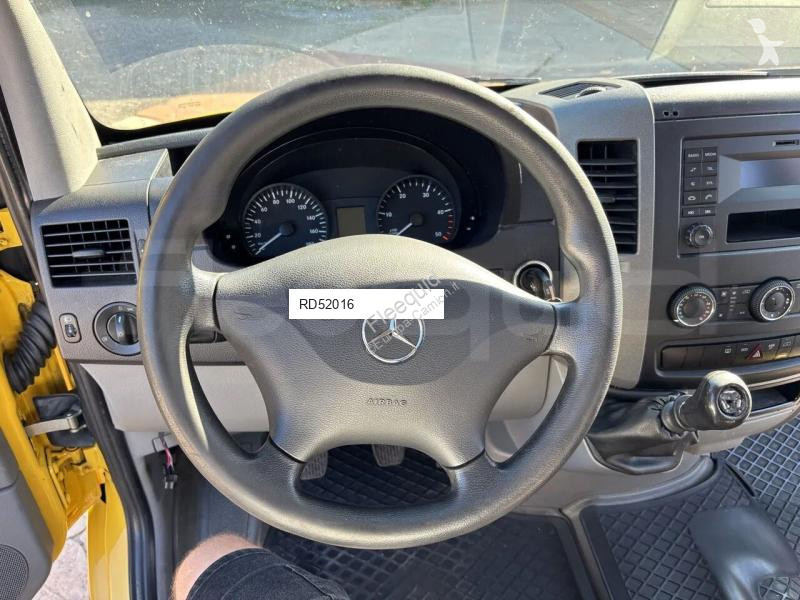Véhicule utilitaire Mercedes