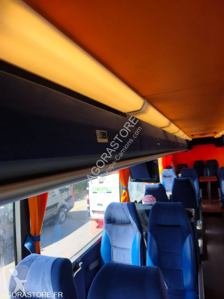 Autobussen Van Hool 916