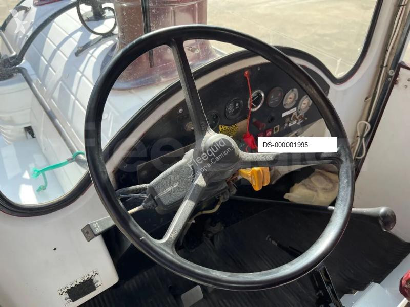 Autóbusz  HD180F