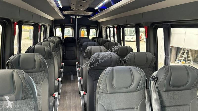 Autobus Mercedes 517 Multi neuf sur commande