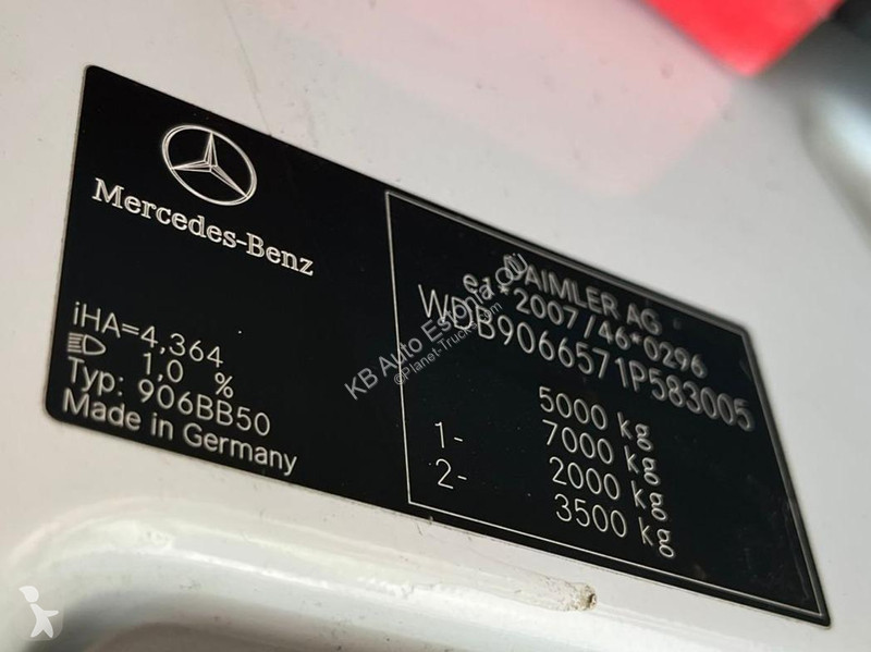 Autobus Mercedes 516 CDI / 19 + 1 SEATS / AC