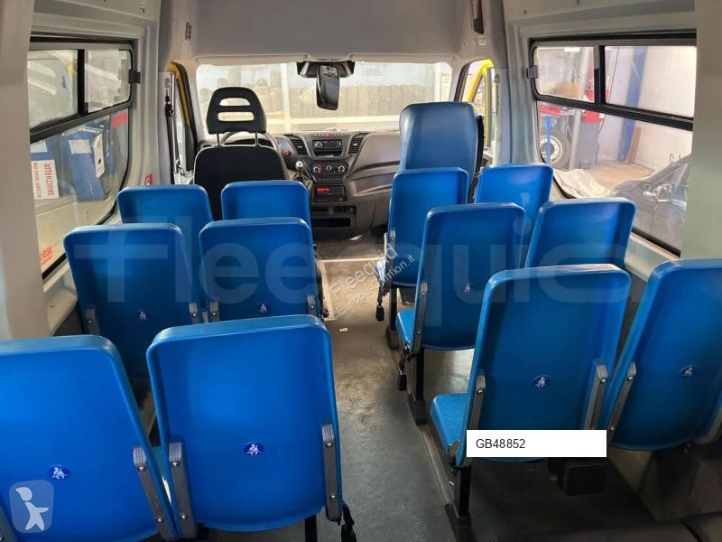 حافلة Iveco Daily