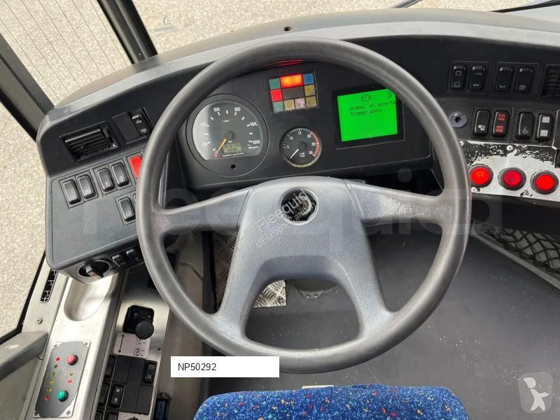باص Mercedes G