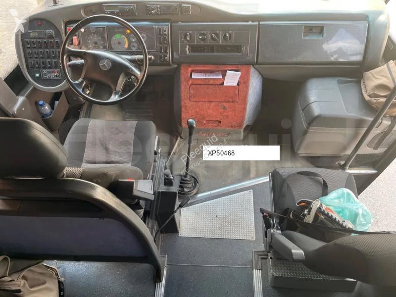 Autobús Mercedes 818
