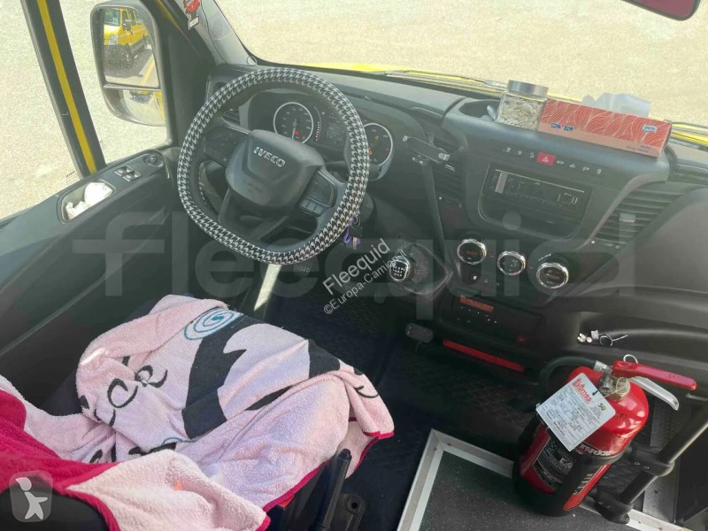 باص Iveco