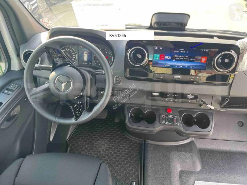 Autobús Mercedes