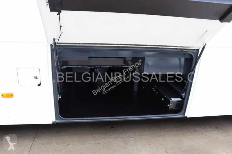 Bus Iveco 10.8m Pop / Double middle door / Lift...